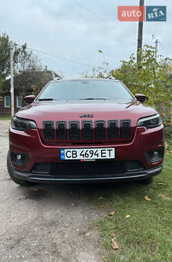 Внедорожник / Кроссовер Jeep Cherokee 2019 в 