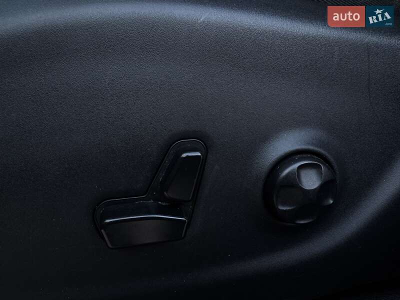 Внедорожник / Кроссовер Jeep Cherokee 2019 в Ровно фото 36 Внедорожник / Кроссовер Jeep Cherokee 2019 в Ровно