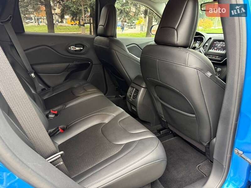 Позашляховик / Кросовер Jeep Cherokee 2021 в Вінниці