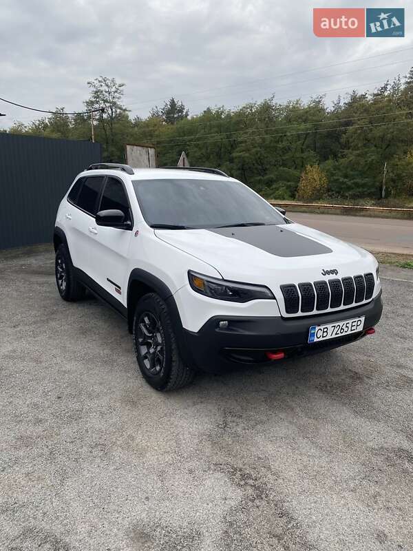 Внедорожник / Кроссовер Jeep Cherokee 2022 в 