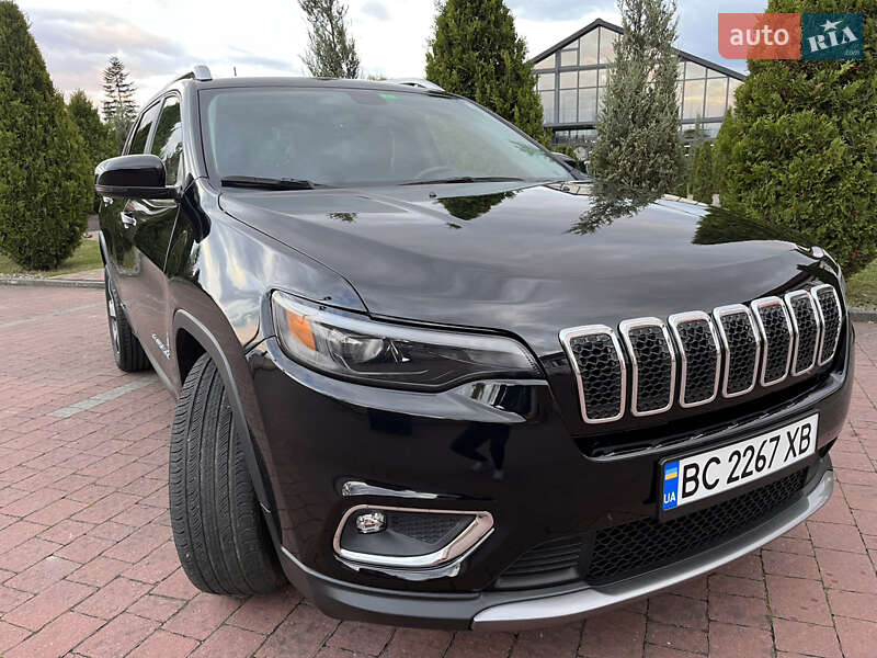 Внедорожник / Кроссовер Jeep Cherokee 2019 в Львове