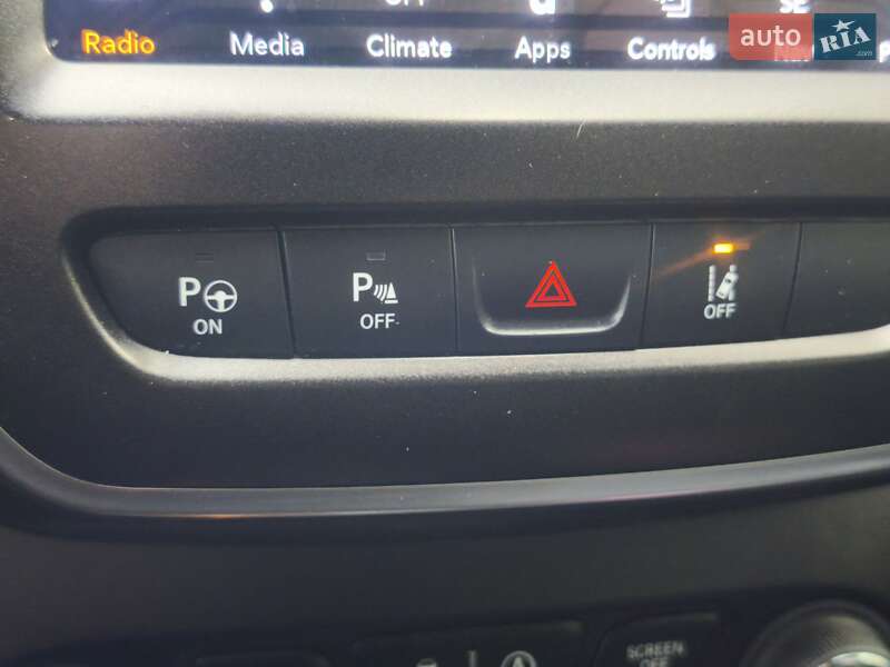 Внедорожник / Кроссовер Jeep Cherokee 2018 в Надворной