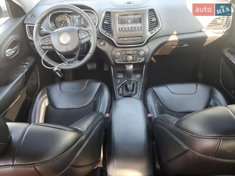 Внедорожник / Кроссовер Jeep Cherokee 2019 в Луцке фото 8 Внедорожник / Кроссовер Jeep Cherokee 2019 в Луцке