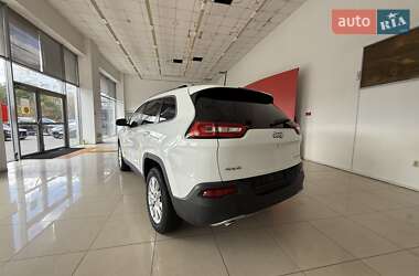 Позашляховик / Кросовер Jeep Cherokee 2015 в  фото 16 Позашляховик / Кросовер Jeep Cherokee 2015 в