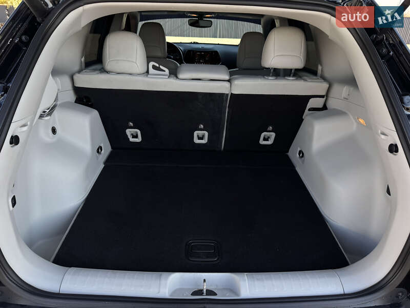 Внедорожник / Кроссовер Jeep Cherokee 2019 в Калуше