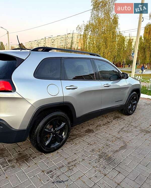 Внедорожник / Кроссовер Jeep Cherokee 2015 в Харькове фото 2 Внедорожник / Кроссовер Jeep Cherokee 2015 в Харькове
