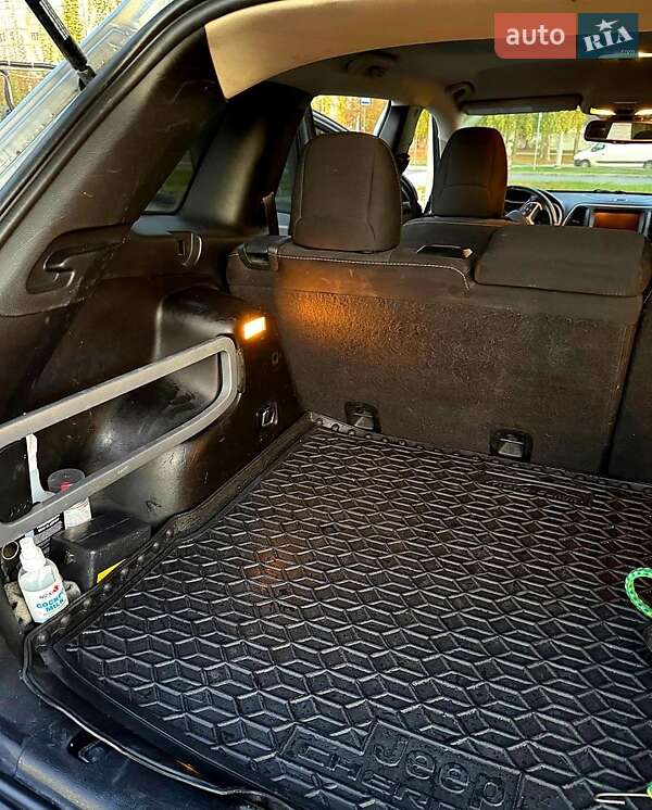 Внедорожник / Кроссовер Jeep Cherokee 2015 в Харькове фото 9 Внедорожник / Кроссовер Jeep Cherokee 2015 в Харькове