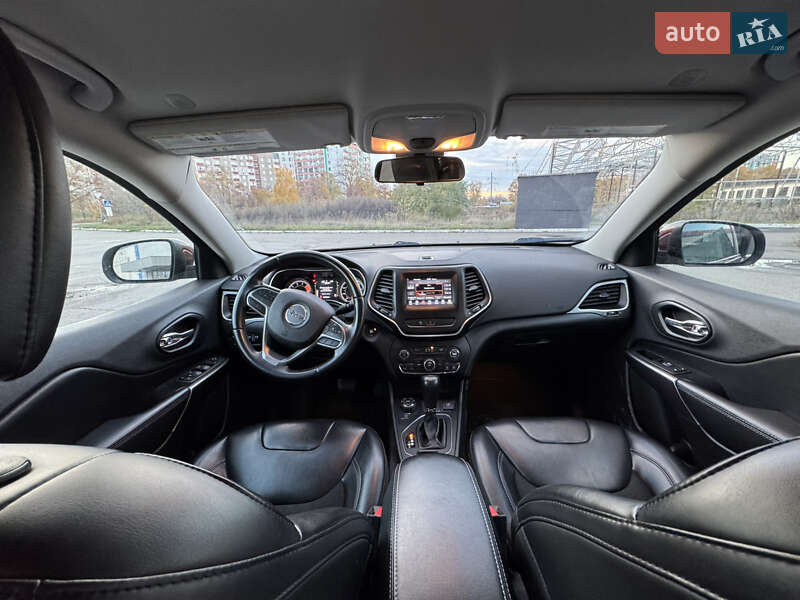 Позашляховик / Кросовер Jeep Cherokee 2019 в Чернігові