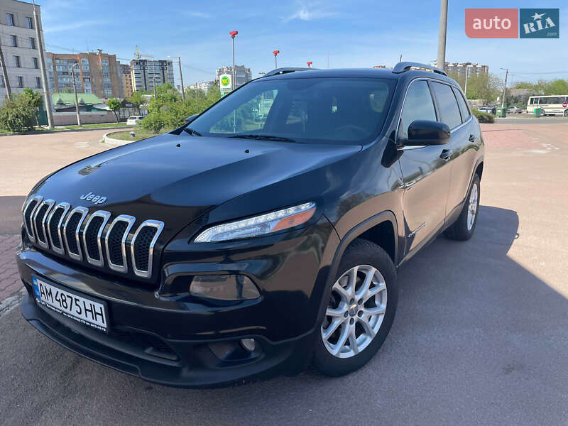 Внедорожник / Кроссовер Jeep Cherokee 2015 в Киеве фото 28 Внедорожник / Кроссовер Jeep Cherokee 2015 в Киеве