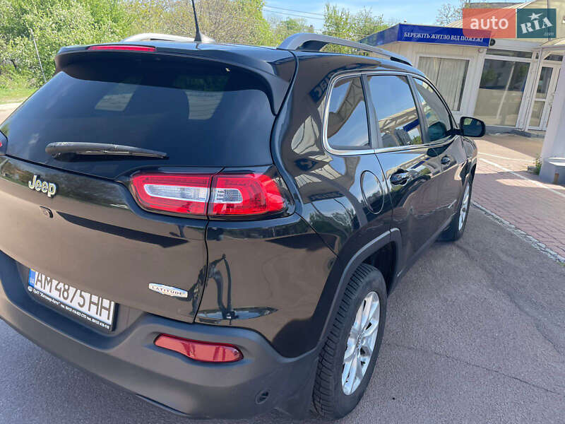 Внедорожник / Кроссовер Jeep Cherokee 2015 в Киеве фото 33 Внедорожник / Кроссовер Jeep Cherokee 2015 в Киеве