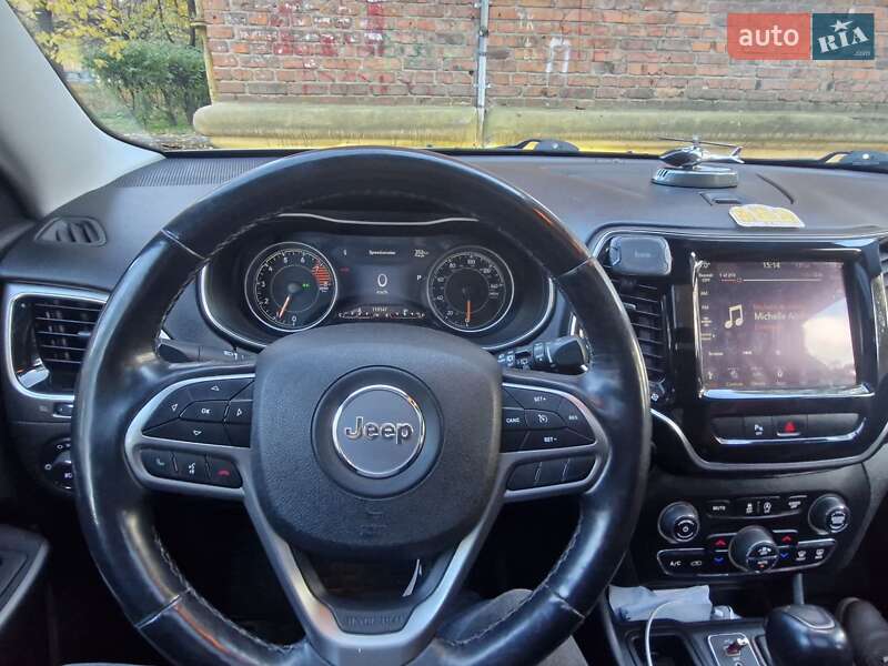 Внедорожник / Кроссовер Jeep Cherokee 2018 в Виннице