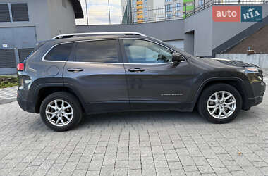 Позашляховик / Кросовер Jeep Cherokee 2014 в  фото 7 Позашляховик / Кросовер Jeep Cherokee 2014 в