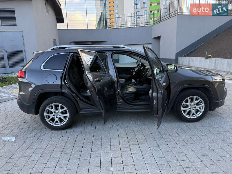 Внедорожник / Кроссовер Jeep Cherokee 2014 в Львове фото 23 Внедорожник / Кроссовер Jeep Cherokee 2014 в Львове