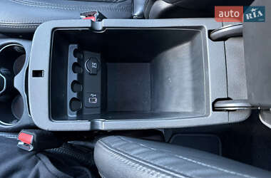 Позашляховик / Кросовер Jeep Cherokee 2014 в  фото 33 Позашляховик / Кросовер Jeep Cherokee 2014 в