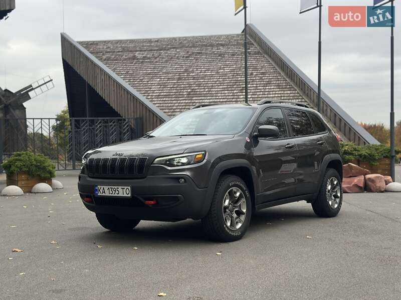 Внедорожник / Кроссовер Jeep Cherokee 2018 в Киеве фото 18 Внедорожник / Кроссовер Jeep Cherokee 2018 в Киеве