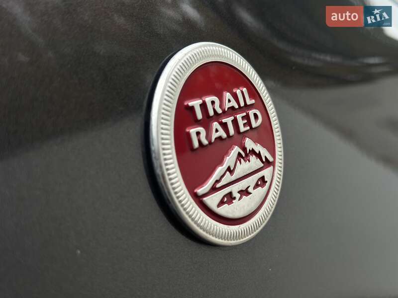 Внедорожник / Кроссовер Jeep Cherokee 2018 в Киеве фото 37 Внедорожник / Кроссовер Jeep Cherokee 2018 в Киеве