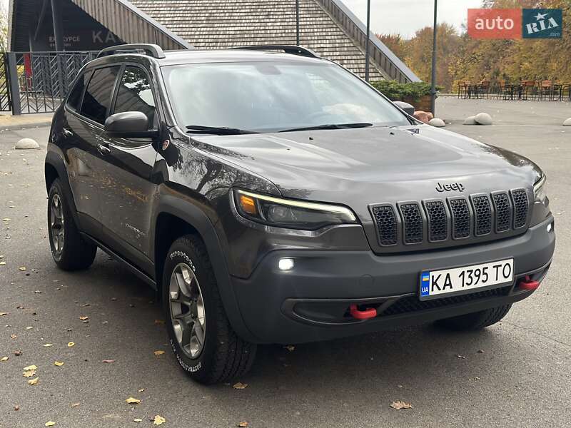 Внедорожник / Кроссовер Jeep Cherokee 2018 в Киеве фото 42 Внедорожник / Кроссовер Jeep Cherokee 2018 в Киеве