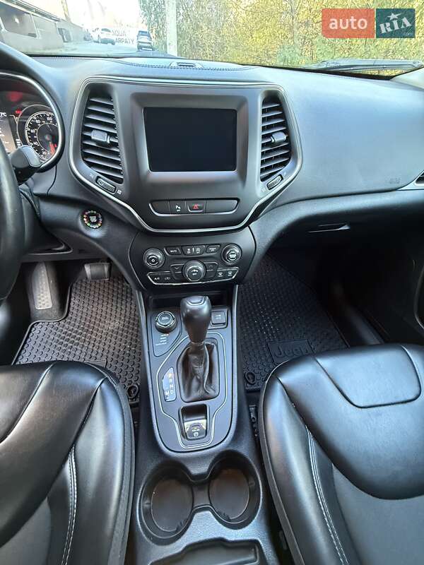 Внедорожник / Кроссовер Jeep Cherokee 2020 в Львове фото 10 Внедорожник / Кроссовер Jeep Cherokee 2020 в Львове