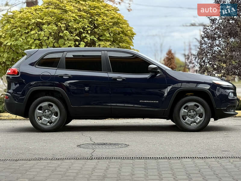 Внедорожник / Кроссовер Jeep Cherokee 2014 в Днепре фото 6 Внедорожник / Кроссовер Jeep Cherokee 2014 в Днепре