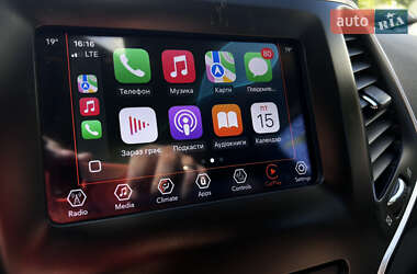 Внедорожник / Кроссовер Jeep Cherokee 2019 в Дубно