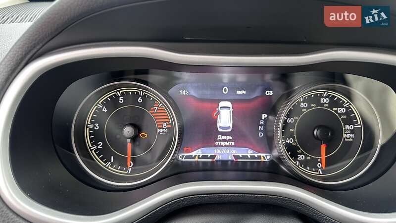 Внедорожник / Кроссовер Jeep Cherokee 2017 в Житомире