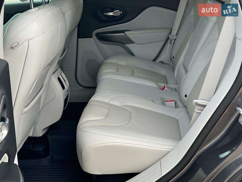 Внедорожник / Кроссовер Jeep Cherokee 2018 в Виннице фото 20 Внедорожник / Кроссовер Jeep Cherokee 2018 в Виннице