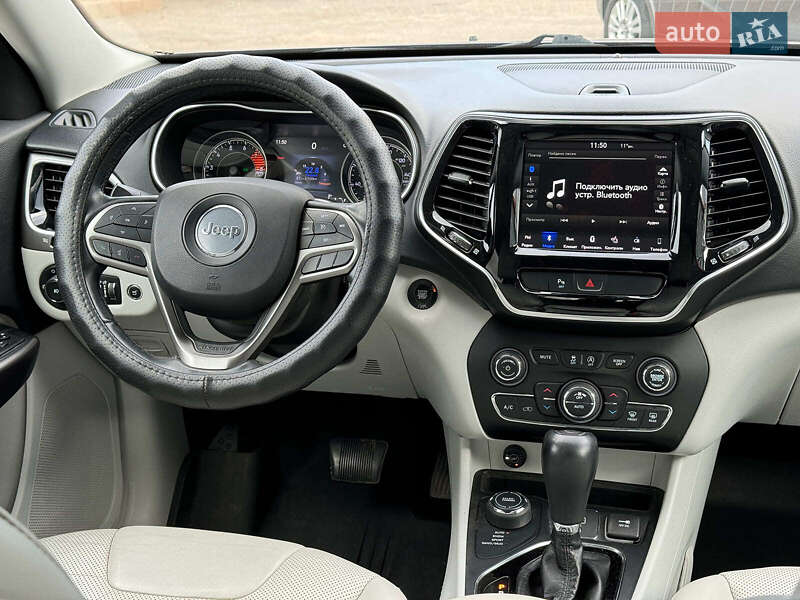 Внедорожник / Кроссовер Jeep Cherokee 2018 в Виннице фото 29 Внедорожник / Кроссовер Jeep Cherokee 2018 в Виннице