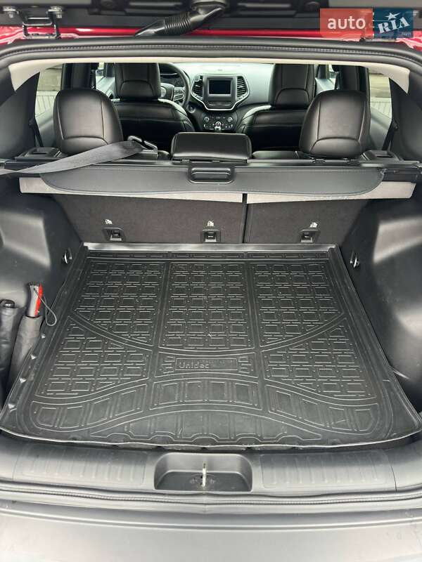 Внедорожник / Кроссовер Jeep Cherokee 2018 в Львове