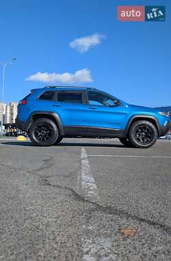Позашляховик / Кросовер Jeep Cherokee 2018 в  фото 3 Позашляховик / Кросовер Jeep Cherokee 2018 в