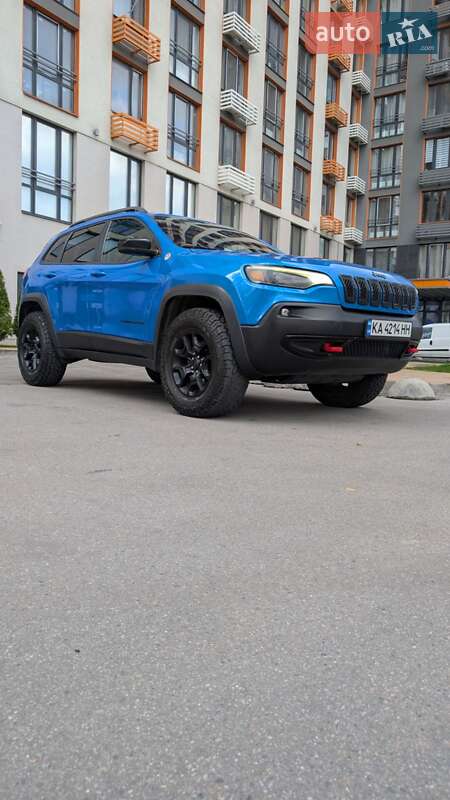 Внедорожник / Кроссовер Jeep Cherokee 2018 в Киеве фото 8 Внедорожник / Кроссовер Jeep Cherokee 2018 в Киеве