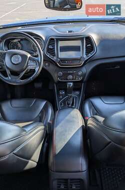 Позашляховик / Кросовер Jeep Cherokee 2018 в  фото 18 Позашляховик / Кросовер Jeep Cherokee 2018 в