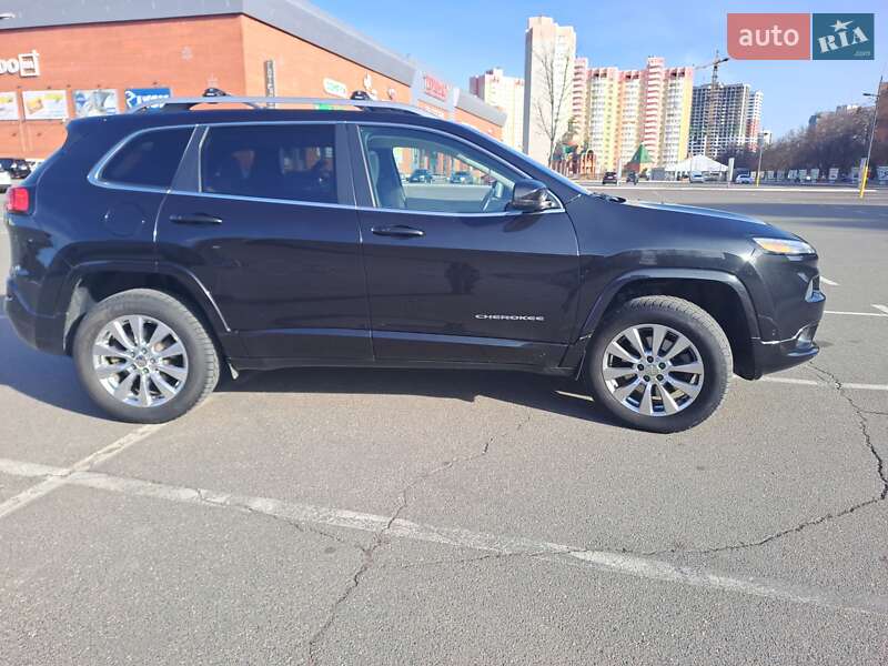 Внедорожник / Кроссовер Jeep Cherokee 2016 в Броварах