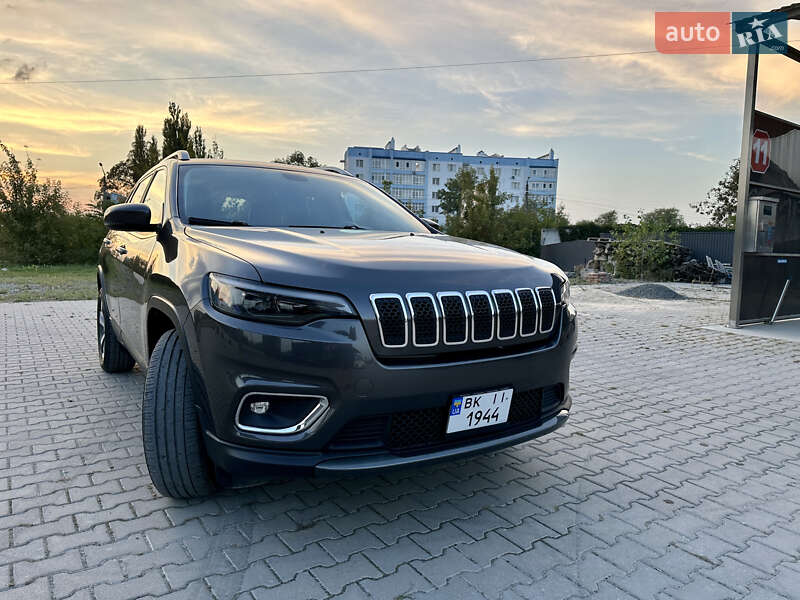 Позашляховик / Кросовер Jeep Cherokee 2020 в Кам'янець-Подільському