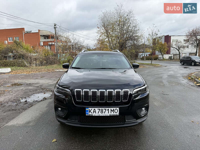 Внедорожник / Кроссовер Jeep Cherokee 2020 в Киеве