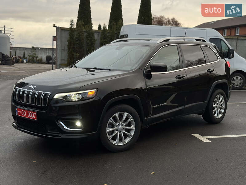 Внедорожник / Кроссовер Jeep Cherokee 2019 в Лубнах
