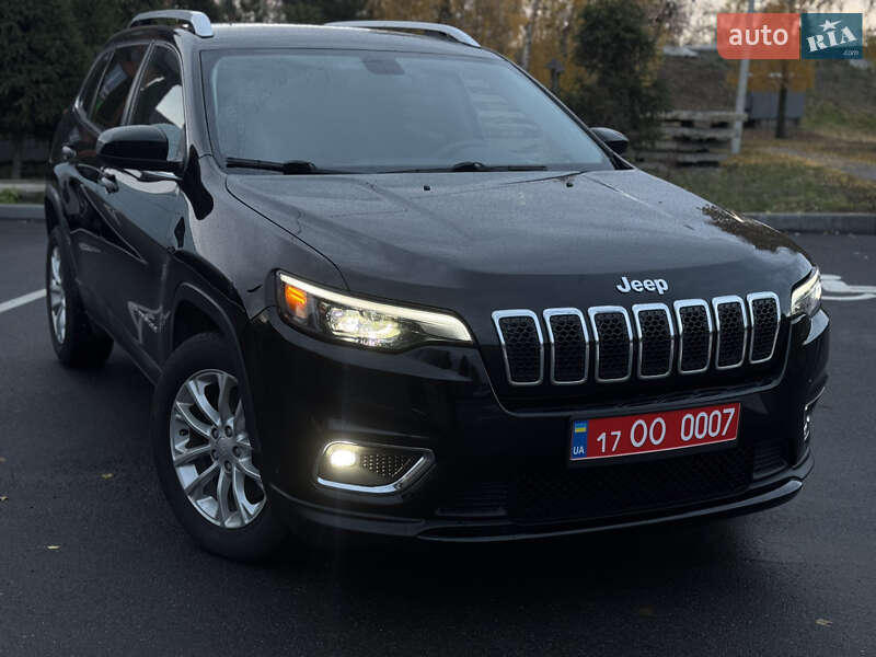 Внедорожник / Кроссовер Jeep Cherokee 2019 в Лубнах
