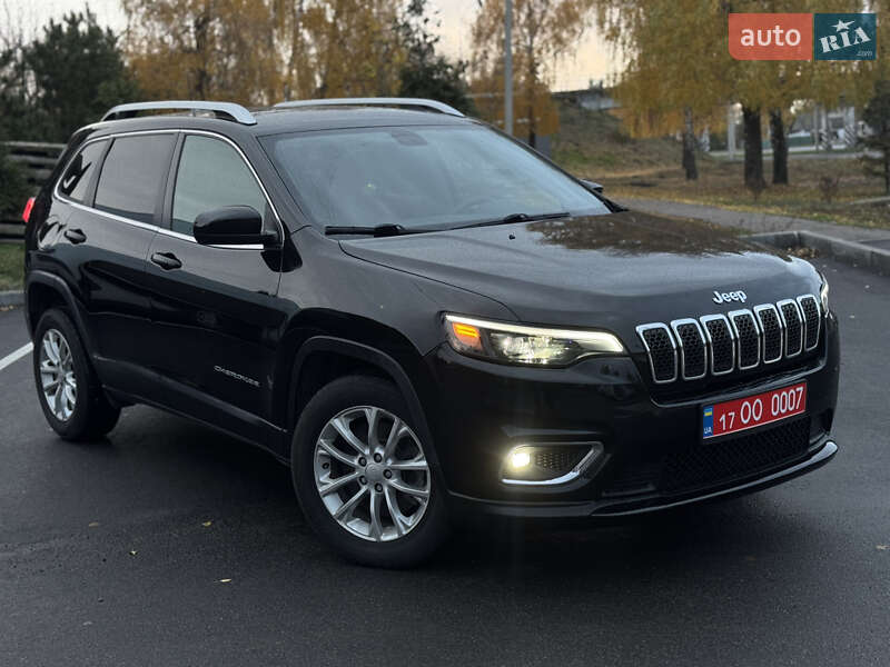 Внедорожник / Кроссовер Jeep Cherokee 2019 в Лубнах