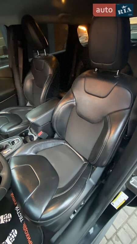 Внедорожник / Кроссовер Jeep Cherokee 2019 в Виннице фото 16 Внедорожник / Кроссовер Jeep Cherokee 2019 в Виннице