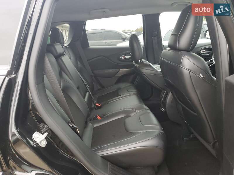 Позашляховик / Кросовер Jeep Cherokee 2020 в Львові фото 10 Позашляховик / Кросовер Jeep Cherokee 2020 в Львові