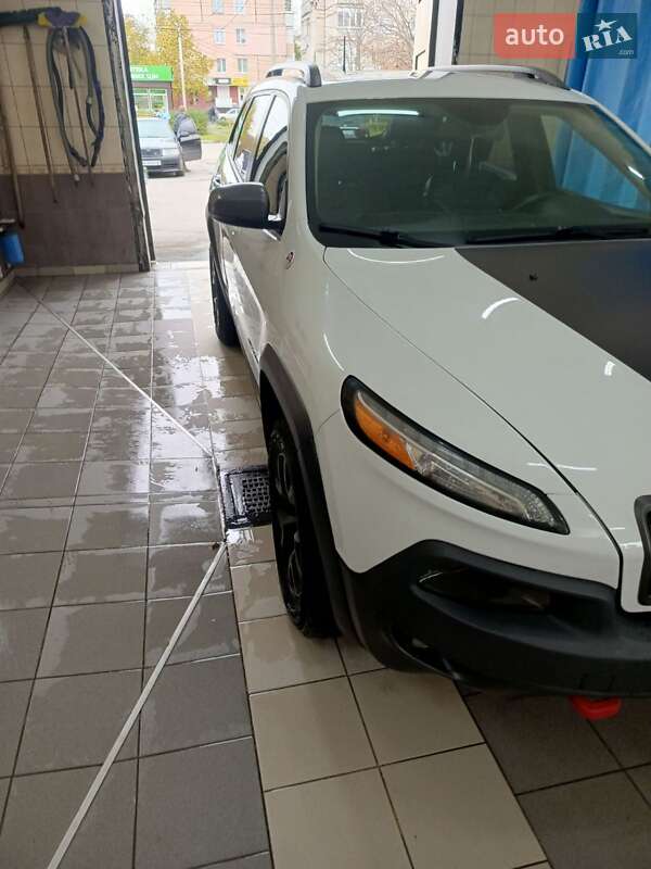 Внедорожник / Кроссовер Jeep Cherokee 2017 в Кропивницком фото 16 Внедорожник / Кроссовер Jeep Cherokee 2017 в Кропивницком