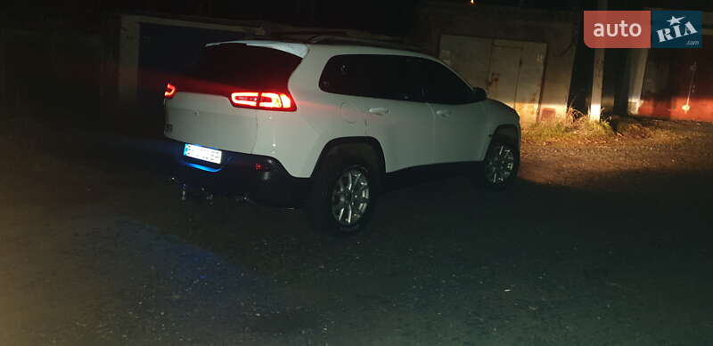 Внедорожник / Кроссовер Jeep Cherokee 2015 в Хмельницком фото 11 Внедорожник / Кроссовер Jeep Cherokee 2015 в Хмельницком