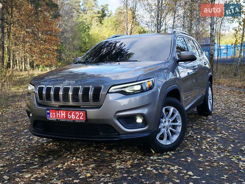 Внедорожник / Кроссовер Jeep Cherokee 2019 в Буче