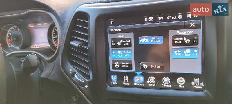 Внедорожник / Кроссовер Jeep Cherokee 2014 в Прилуках