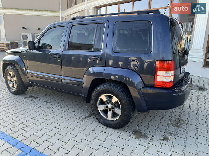 Внедорожник / Кроссовер Jeep Cherokee 2008 в Черновцах фото 8 Внедорожник / Кроссовер Jeep Cherokee 2008 в Черновцах