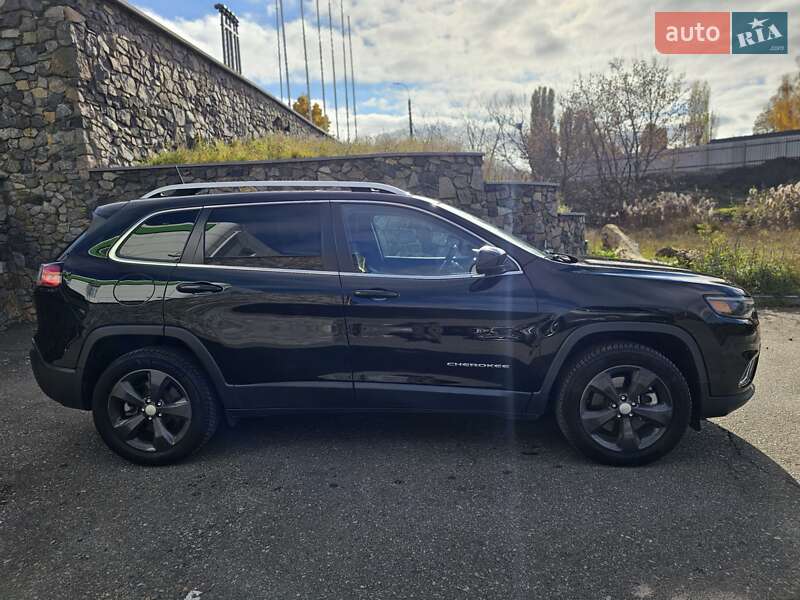 Внедорожник / Кроссовер Jeep Cherokee 2020 в Белой Церкви