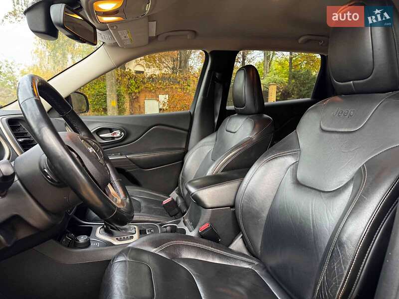 Внедорожник / Кроссовер Jeep Cherokee 2015 в Киеве фото 23 Внедорожник / Кроссовер Jeep Cherokee 2015 в Киеве