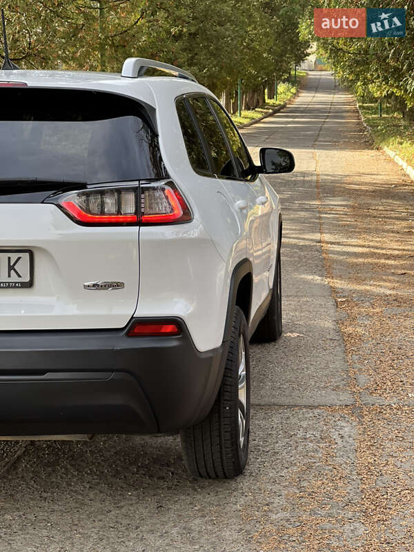 Внедорожник / Кроссовер Jeep Cherokee 2018 в Надворной фото 15 Внедорожник / Кроссовер Jeep Cherokee 2018 в Надворной