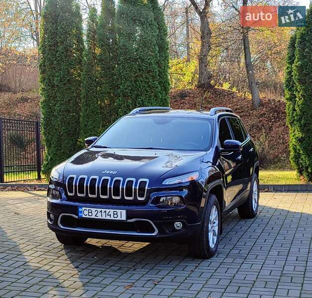 Внедорожник / Кроссовер Jeep Cherokee 2015 в Прилуках