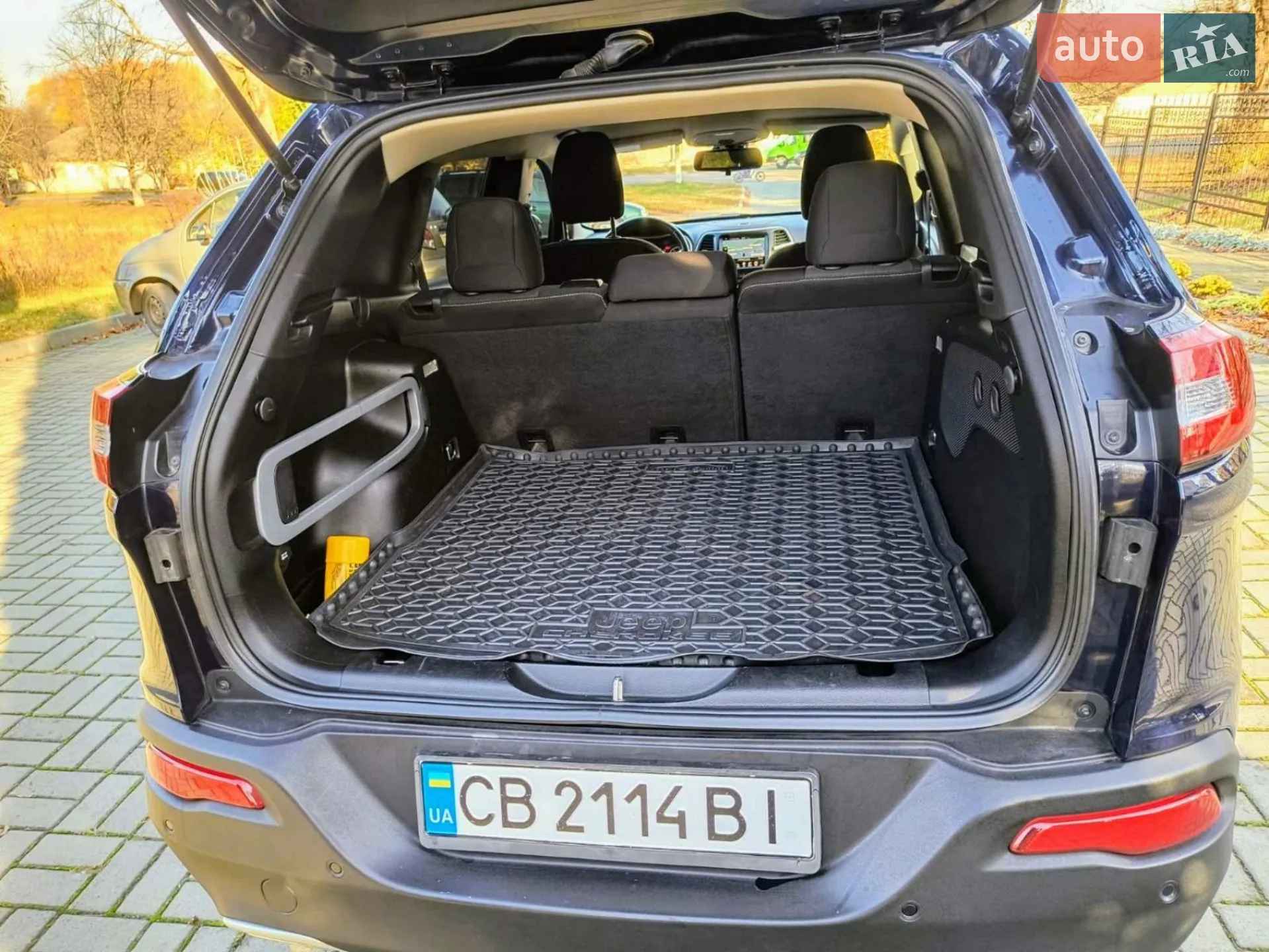 2015 Jeep Cherokee - мініатюра 11