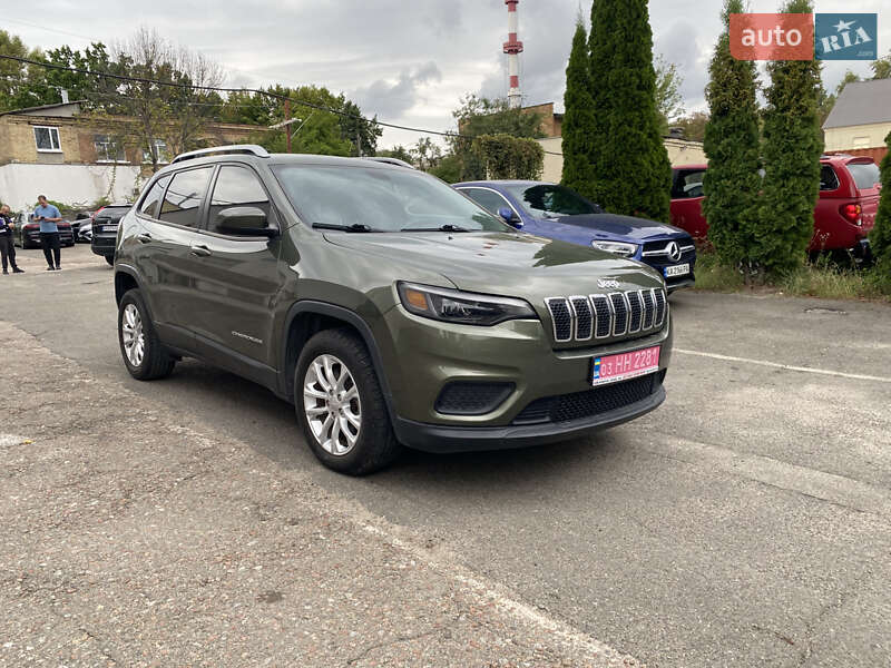 Внедорожник / Кроссовер Jeep Cherokee 2020 в Киеве